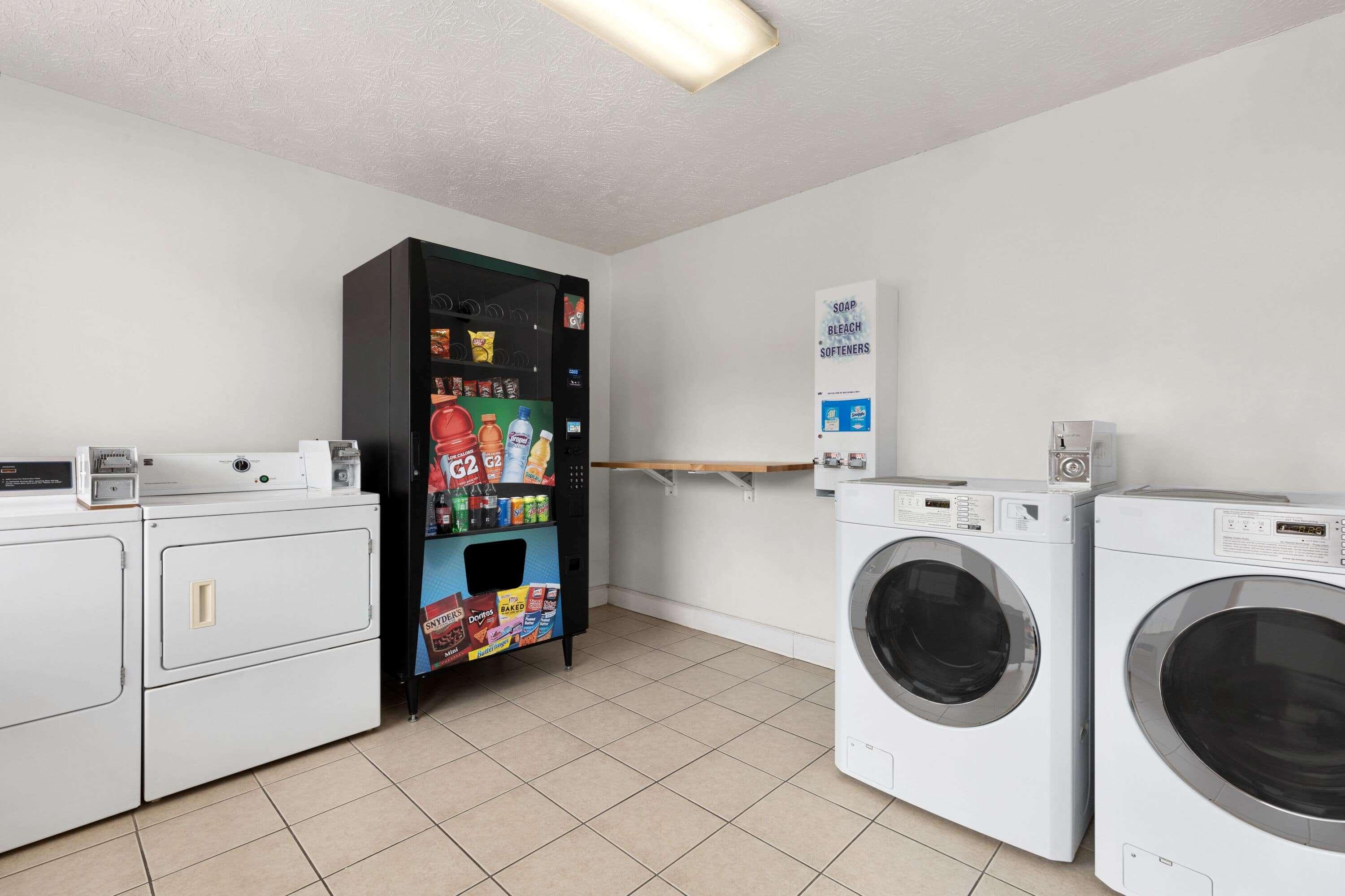 Super 8 By Wyndham Whites Creek/ Nashville Nw Area Екстериор снимка